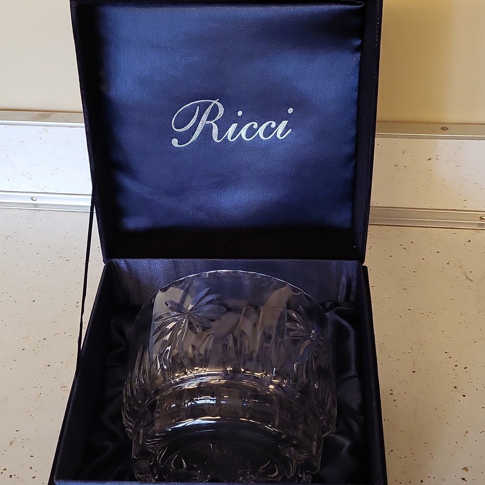 Ricci crystal bowl with box